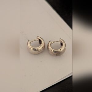 Mejuri Classic Silver Hoop Earrings